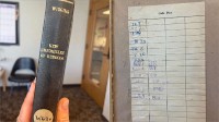 Bekijk details van Bibliotheekboek van 110 jaar geleden teruggebracht